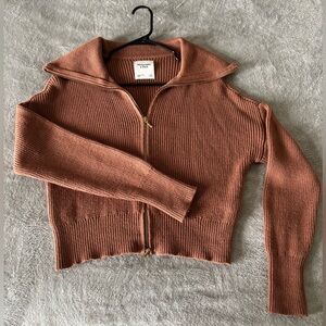 Abercrombie & Fitch- Gold Zippered Brown Sweater